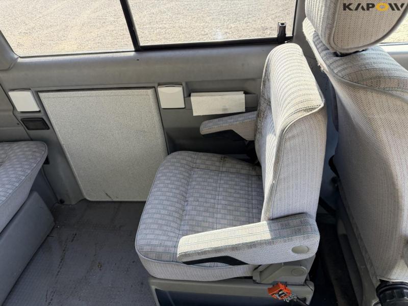 VW Caravelle passenger car 27