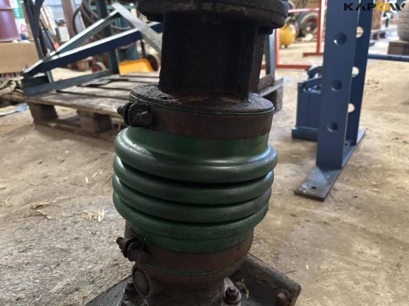 Wacker Earthworm 10