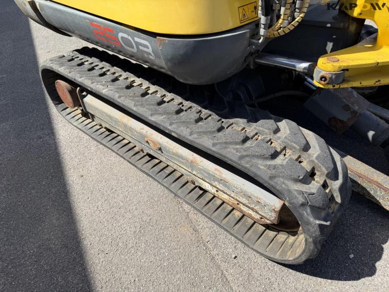 Wacker Neuson 2503 mini excavator 43