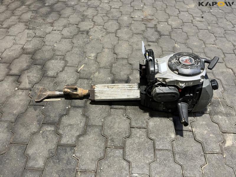 Wacker Neuson concrete hammer 4