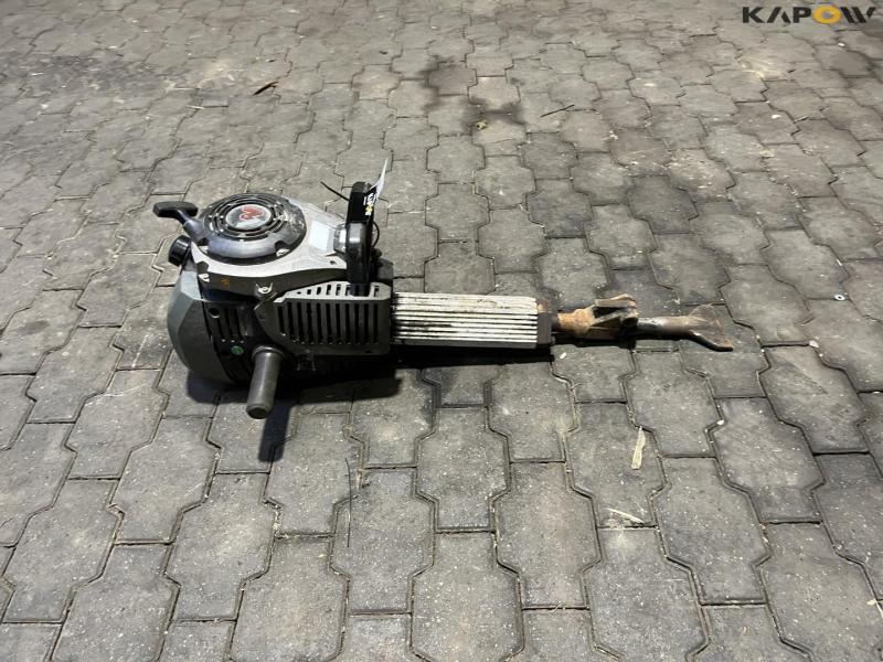 Wacker Neuson concrete hammer 8