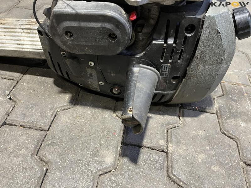 Wacker Neuson concrete hammer 12