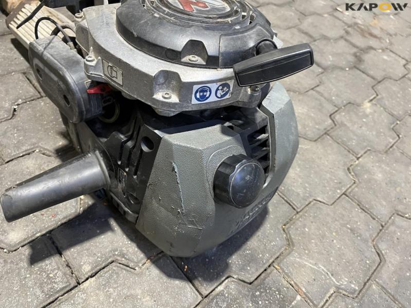 Wacker Neuson concrete hammer 13