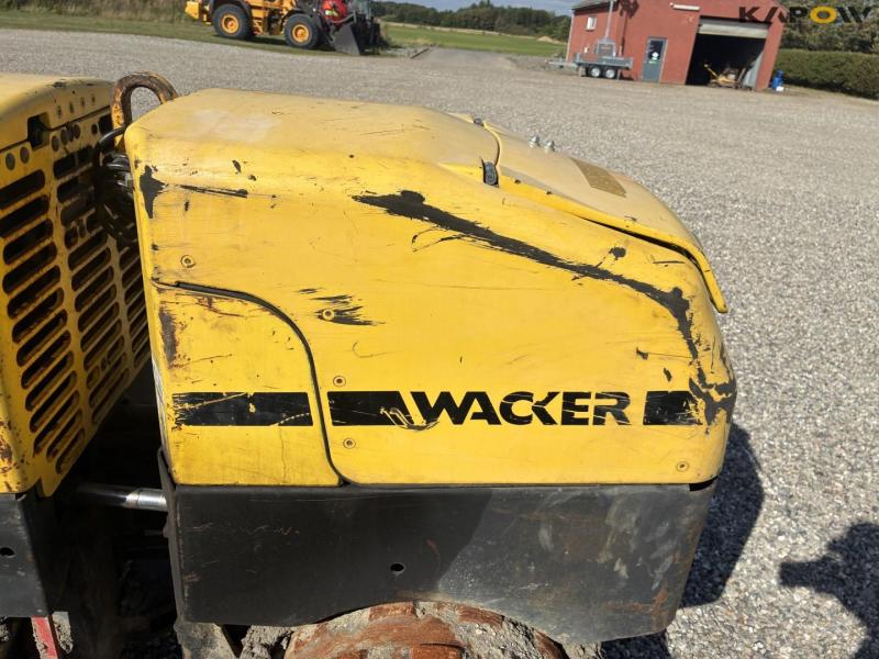 Wacker RT remote-controlled soil compactor 11