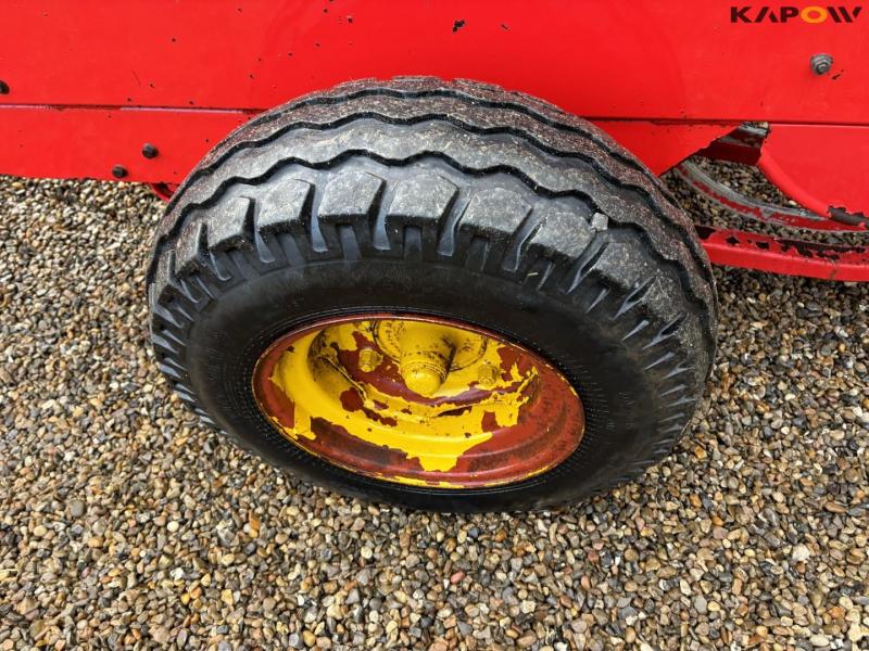 Wegler AP52 small baler 28