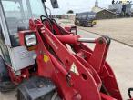 Weidemann 1770 skid steer loader 14