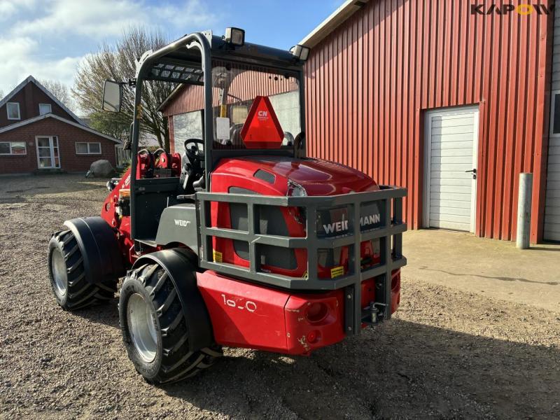 Weidemann 1880 skid steer loader 6