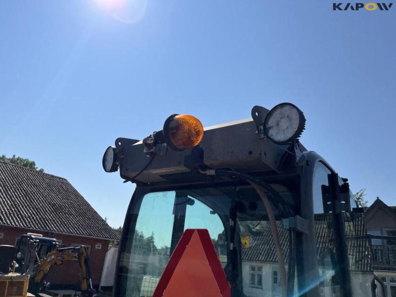 Weidemann 1880 skid steer loader 22