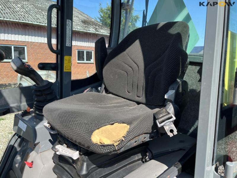 Weidemann 1880 skid steer loader 25