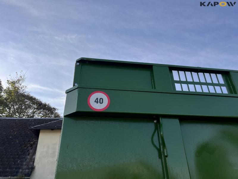 Western WF16T tipping trailer 26