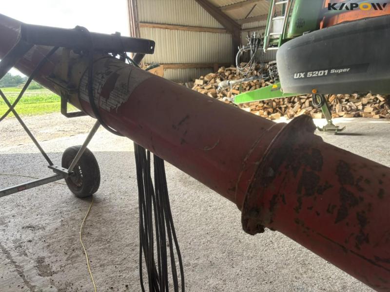 Westfield VB 816 grain auger 11