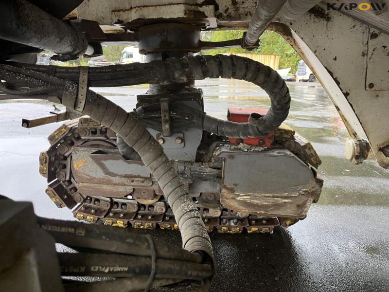 Wirtgen W100 CFI asphalt cutter with conveyor belt 11