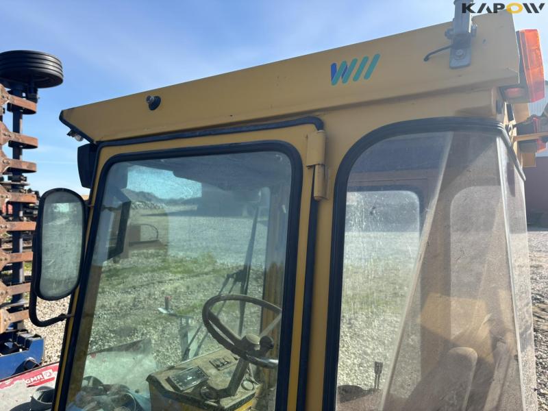 Wulff 400 tool carrier with broom 60