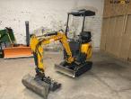 Xiniu XN 12-8 mini excavator 1