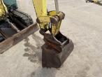 Yanmar B25V mini excavator 15