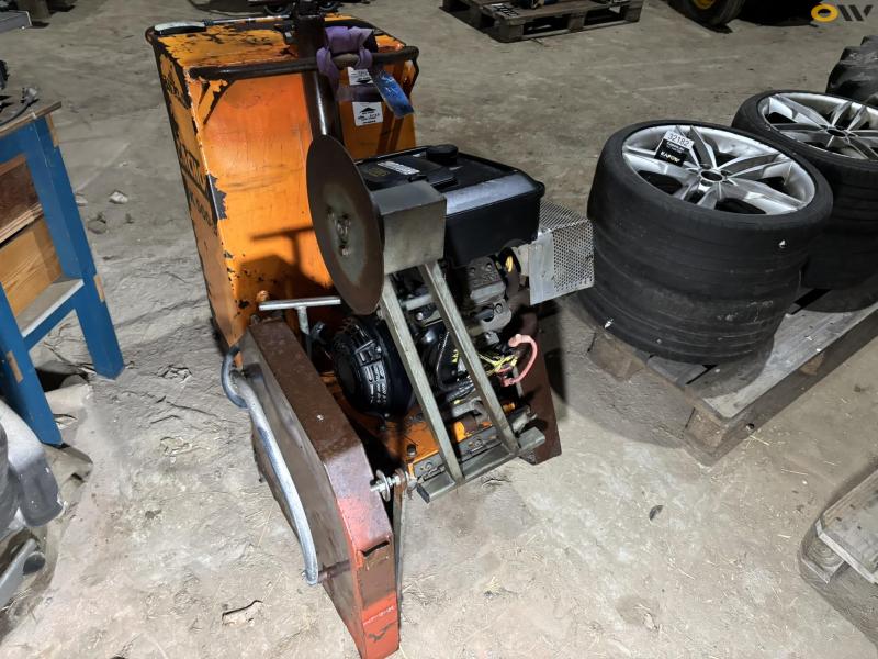 Zacho SK 500B asphalt cutter 3