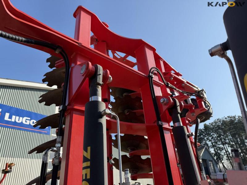 Ziegler Disc Master Pro 6001 disc harrow 24