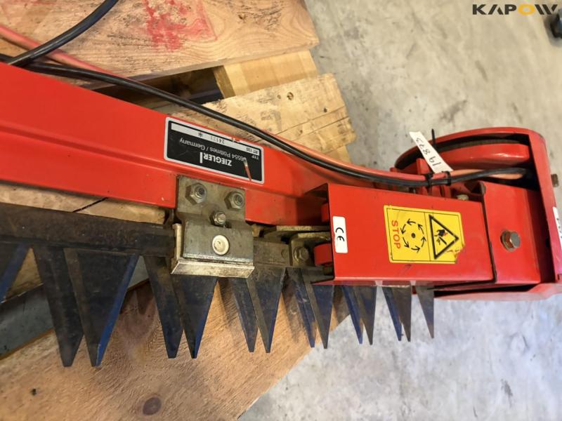 Ziegler RT 135 side knife 10