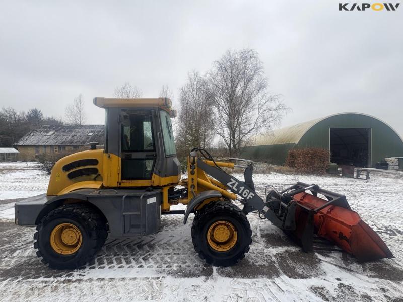 ZL16F wheel loader 4