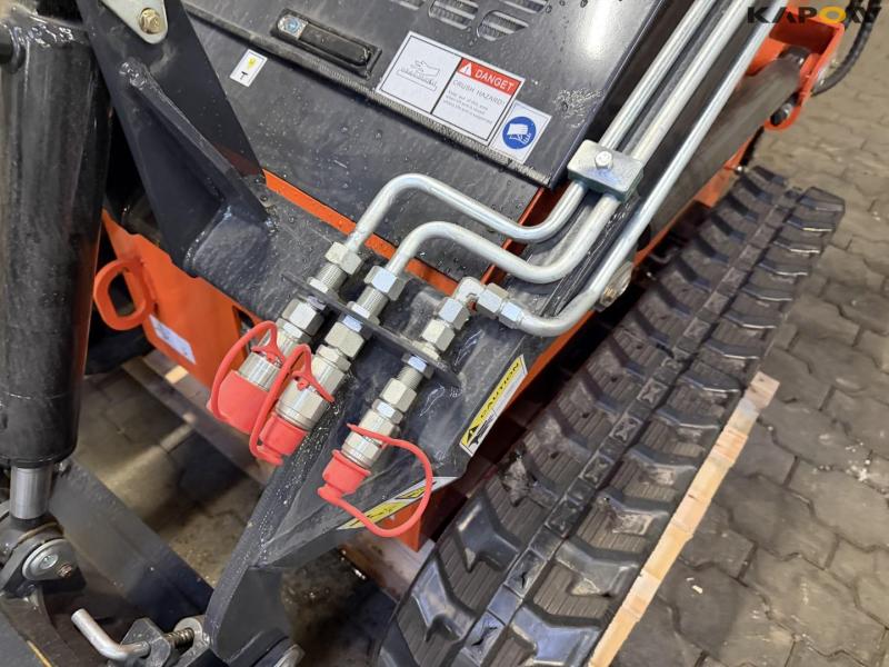 ZVOX SU-480 skid steer loader 10