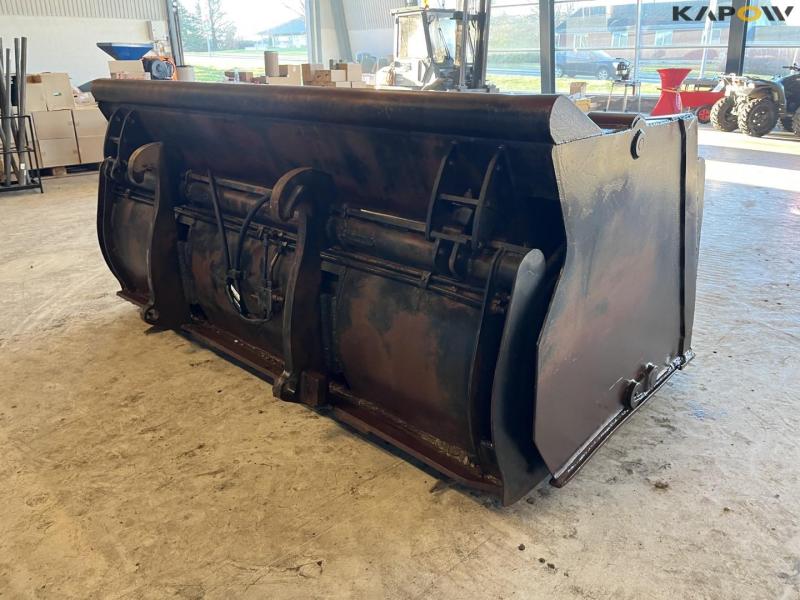  Højtipskovl med Volvo hitch 5