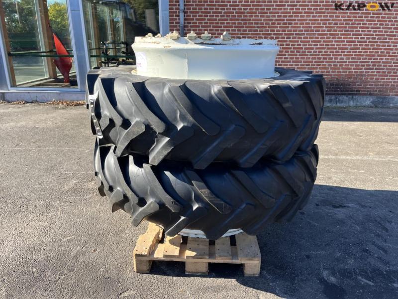 16.9-38 tvillinghjul med 8 stk. låse 2