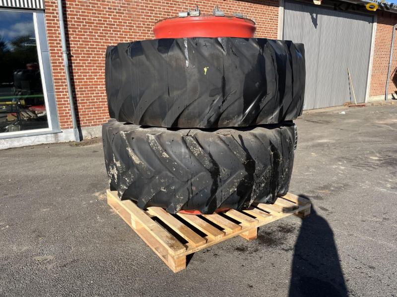 650/85-R38 tvillinghjul med 8 låse 3