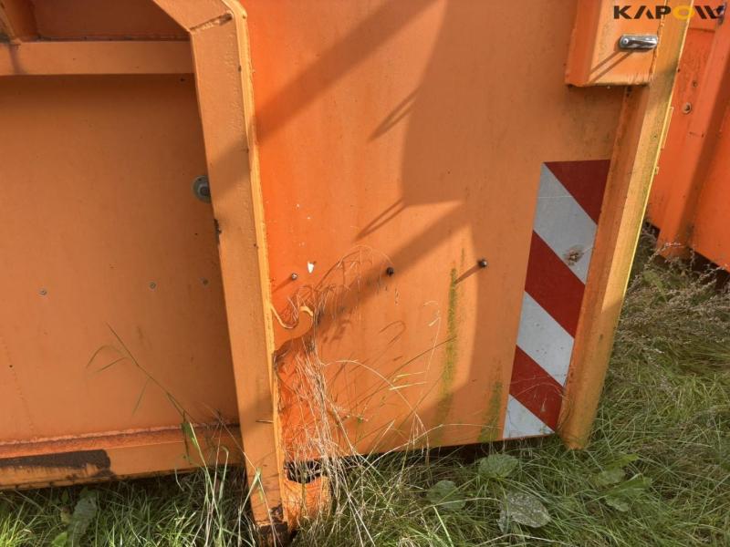 Åsum container med bagsmæk 12