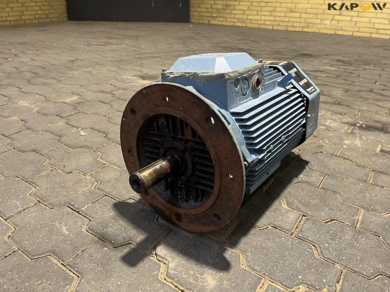 ABB 11kw elmotor med flange 1