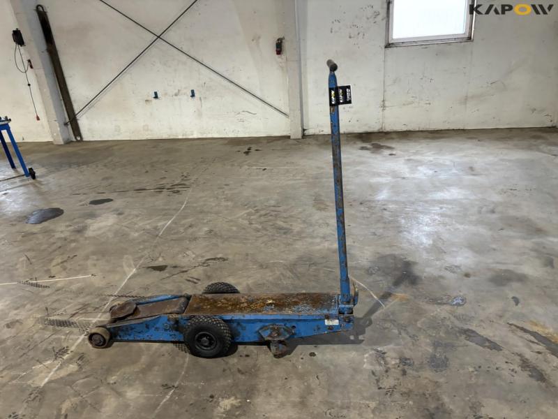 AC 6000kg donkraft 8