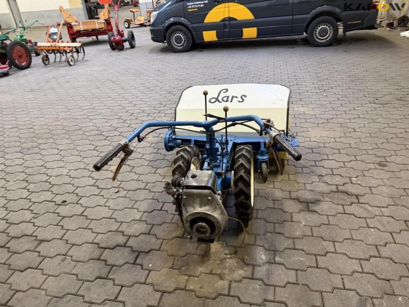 Acme 330B redskabsbærer med kost 6