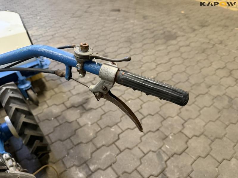 Acme 330B redskabsbærer med kost 22