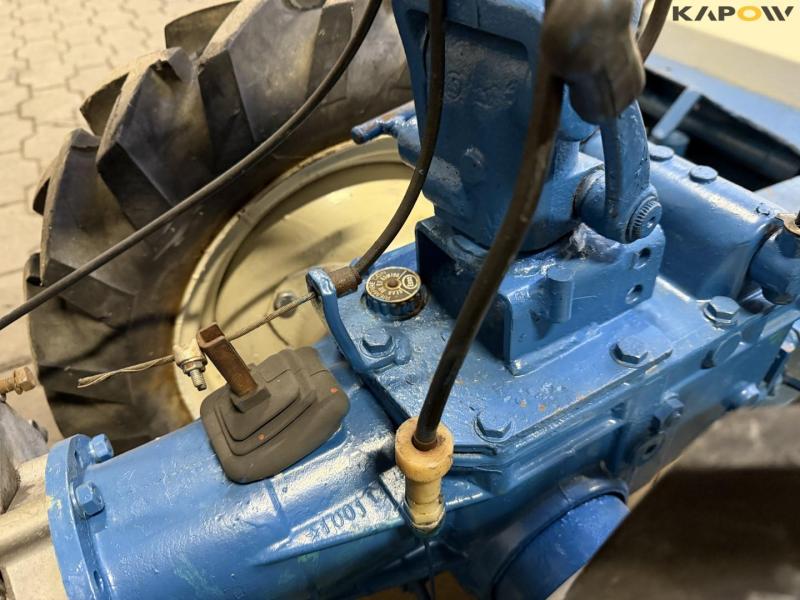 Acme 330B redskabsbærer med kost 27