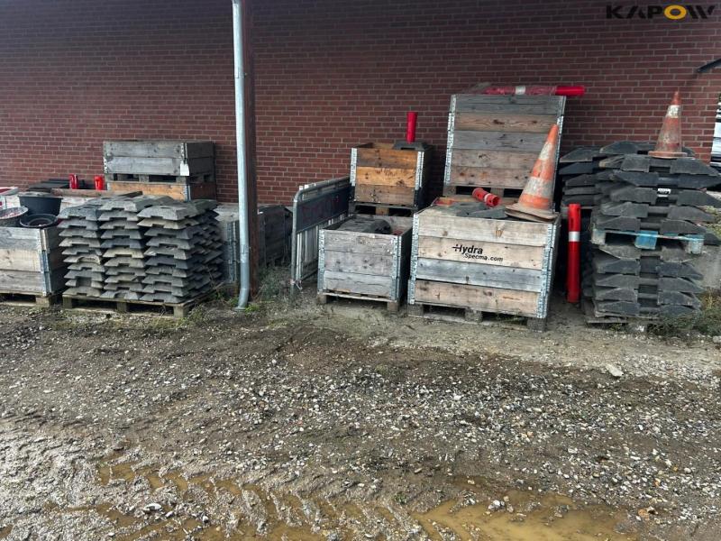Afspærringsmateriel 16