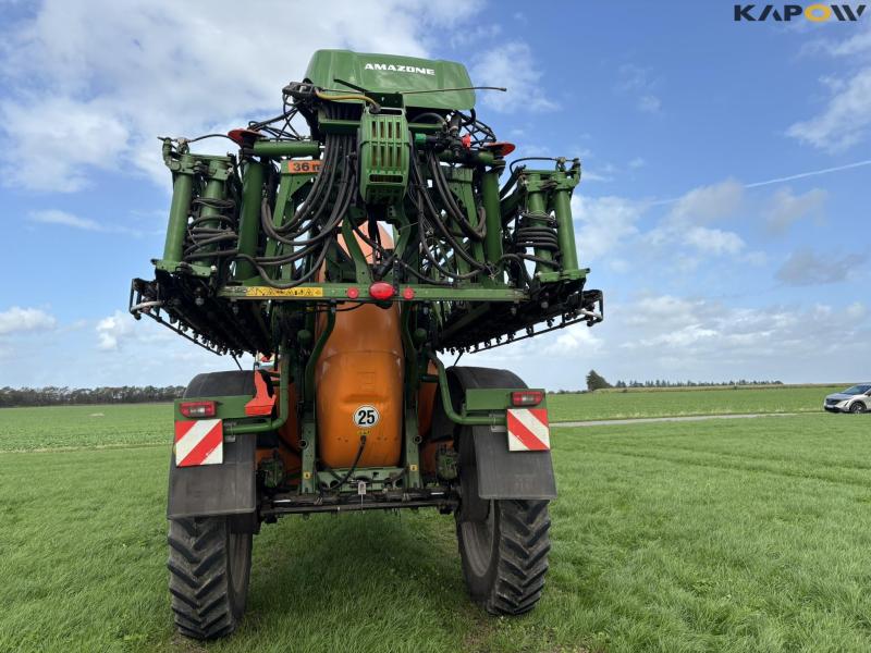Amazone UX 6200 Super trailersprøjte 30 meter 3