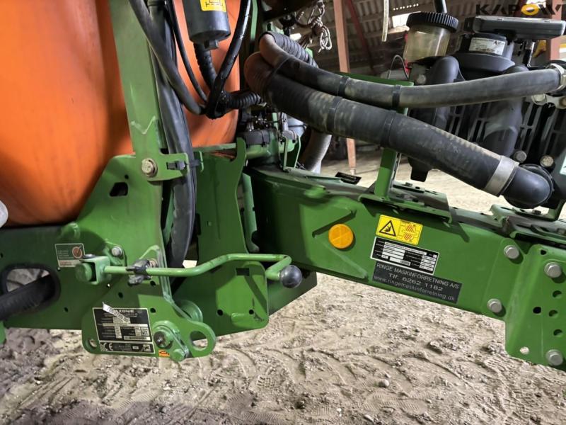 Amazone UX4200 trailersprøjte 17