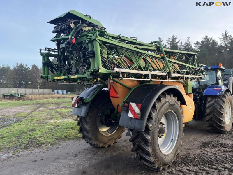 Amazone UX5200 sprøjte med 36 meter bom 4