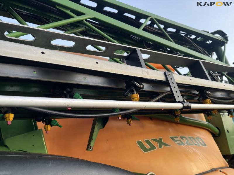 Amazone UX5200 sprøjte med 36 meter bom 31