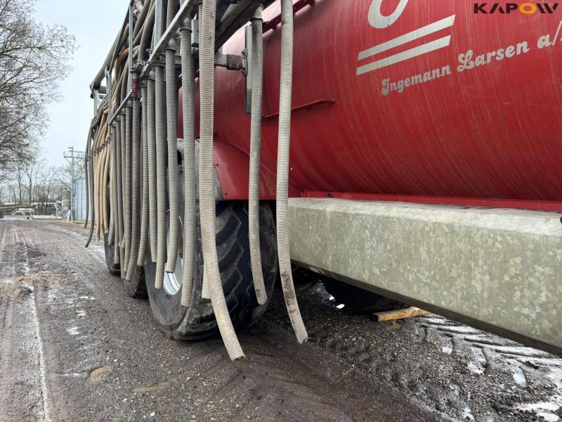 AP 25 gyllevogn med slæbeslanger 28 m og kran 32