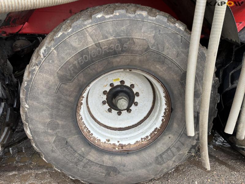 AP 25 gyllevogn med slæbeslanger 28 m og kran 42