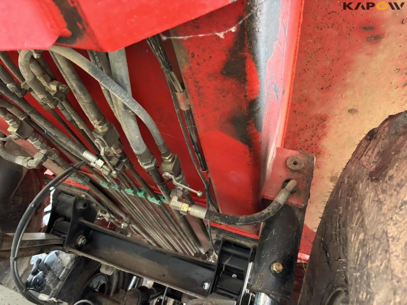 AP 25 gyllevogn med slæbeslanger 28 m og kran 52