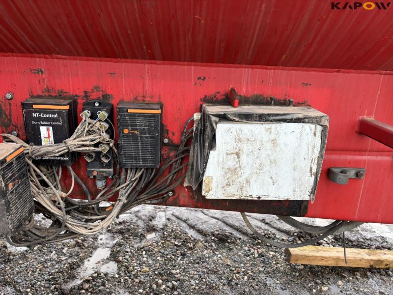 AP 25 gyllevogn med slæbeslanger 28 m og kran 89