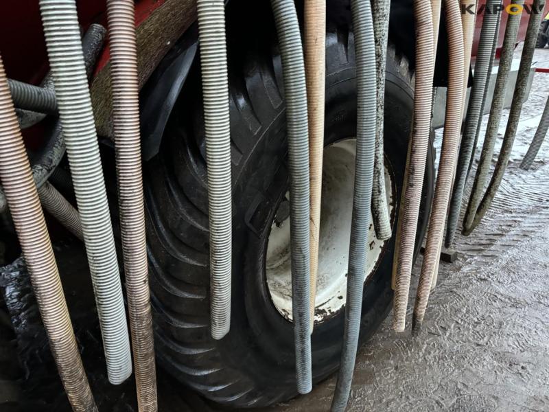 AP gyllevogn med bom 35