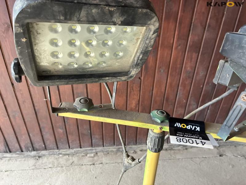 Arbejdslys med kabelrulle 10