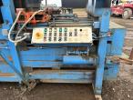 B.V. Machinefabriek BOA FD 25 LB hydraulisk presser og transportbånd 5
