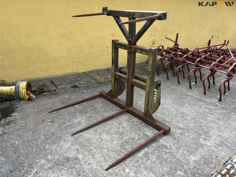 Ballespyd med Manitou hitch 1