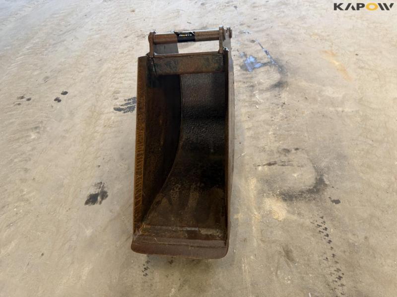 Beco skovl med Hydrema hitch 2