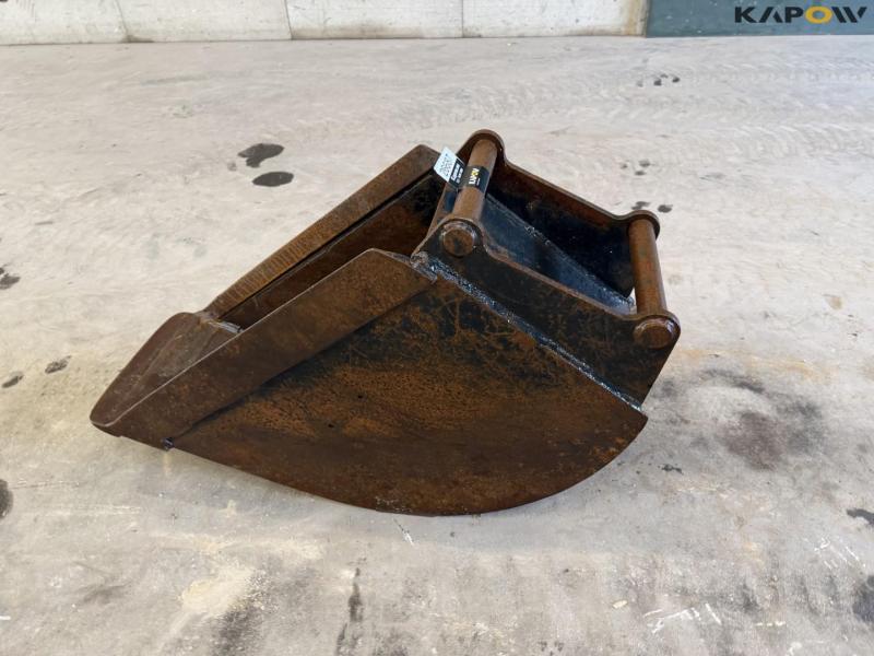 Beco skovl med Hydrema hitch 8