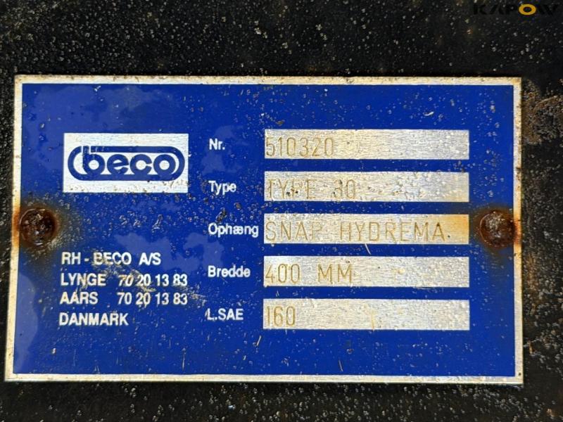 Beco skovl med Hydrema hitch 9