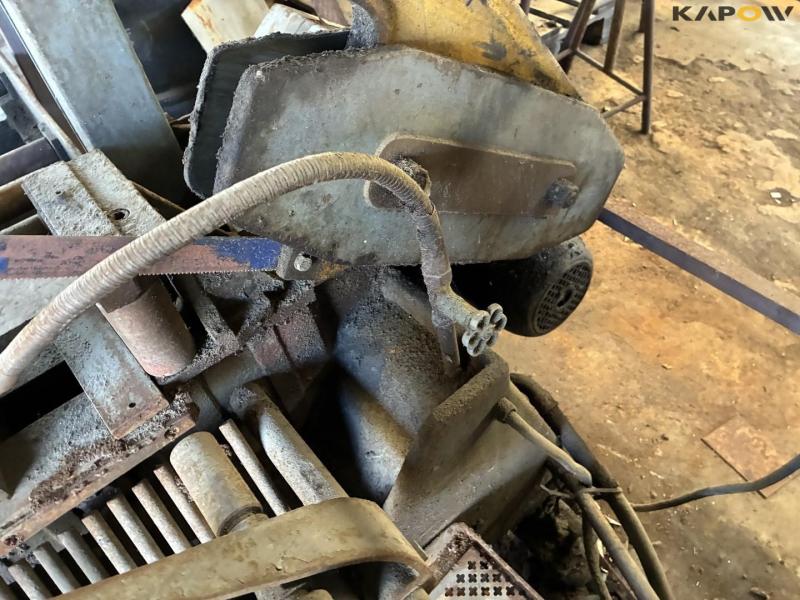 Behringer koldsav med bane 12